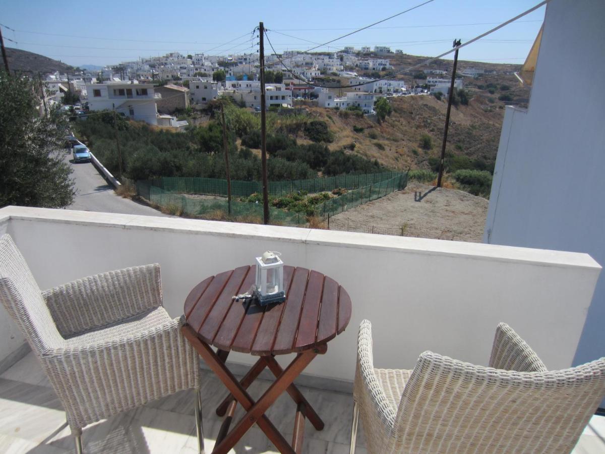 Katerina Apartments Triovasalos ภายนอก รูปภาพ