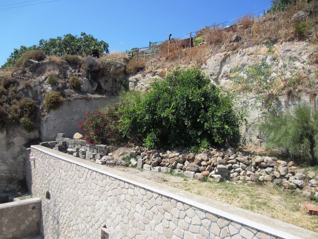 Katerina Apartments Triovasalos ภายนอก รูปภาพ