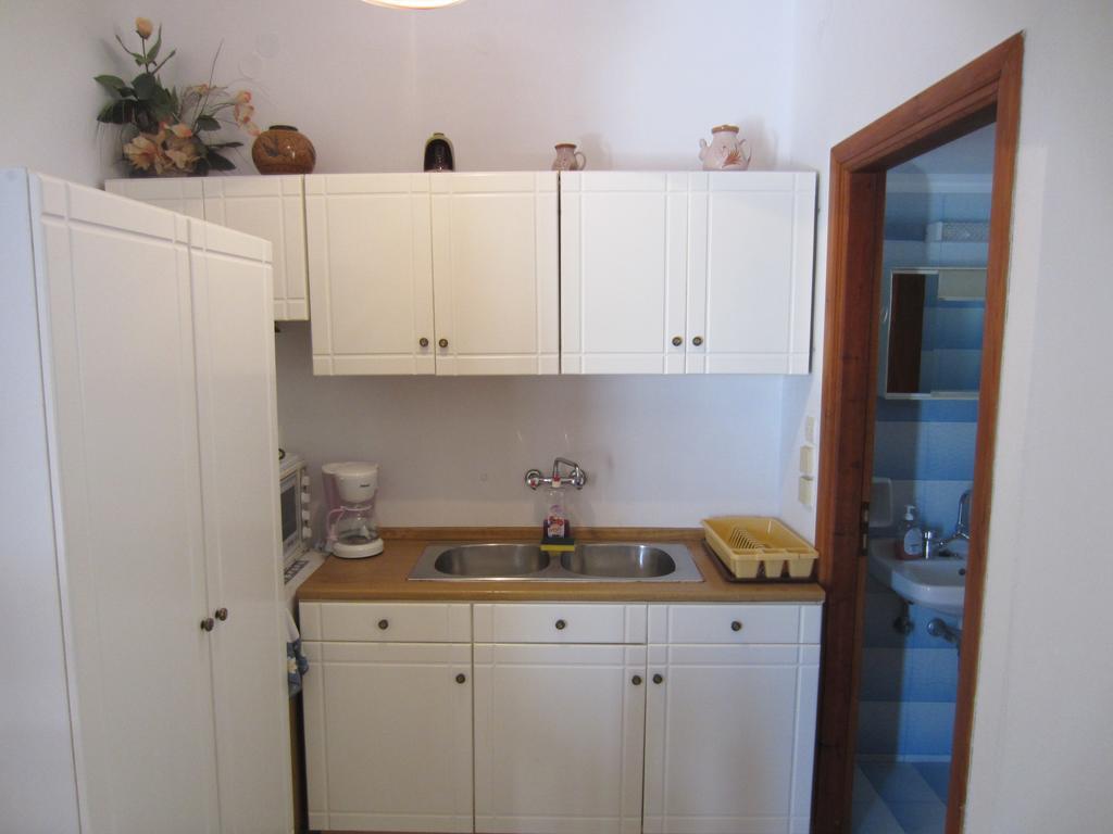 Katerina Apartments Triovasalos ภายนอก รูปภาพ