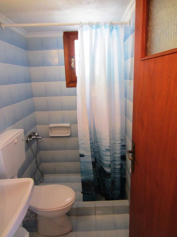 Katerina Apartments Triovasalos ภายนอก รูปภาพ