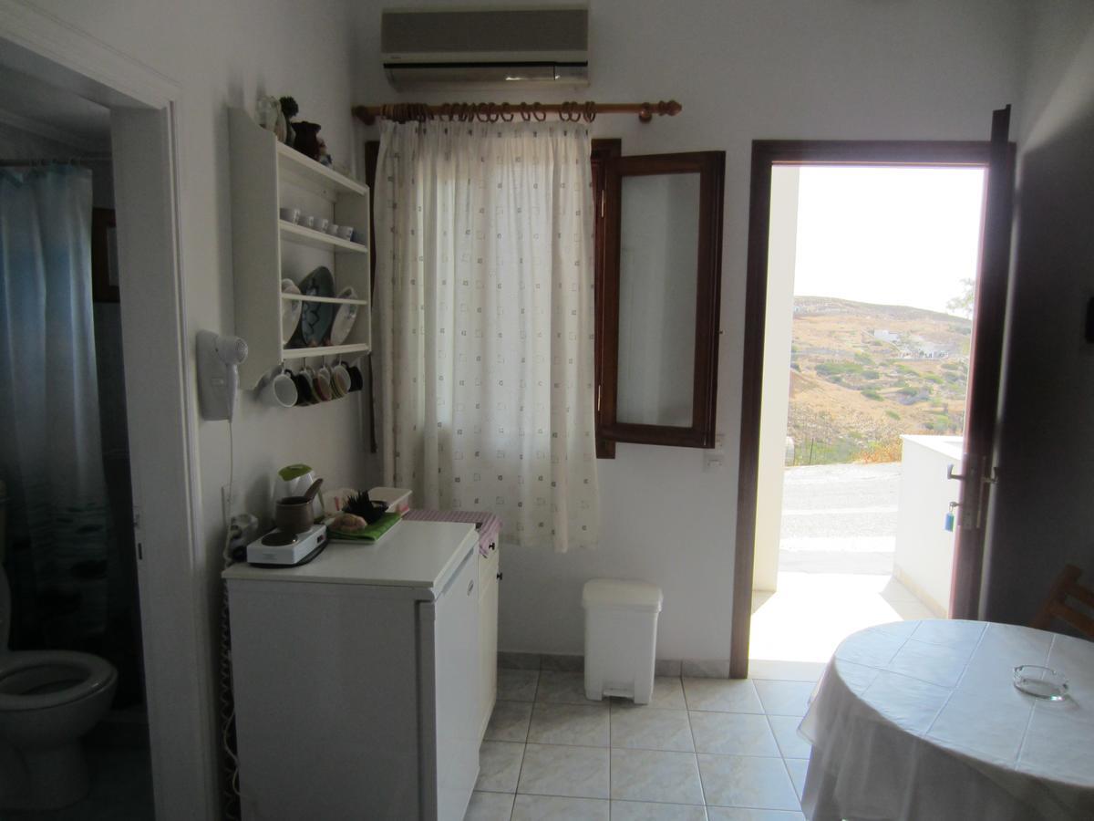 Katerina Apartments Triovasalos ภายนอก รูปภาพ