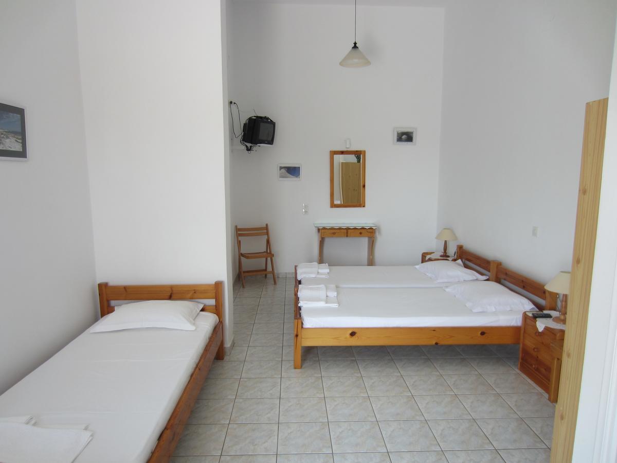 Katerina Apartments Triovasalos ภายนอก รูปภาพ
